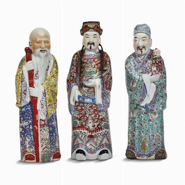 GRUPPO DI TRE FIGURE, CINA, DINASTIA QING, SEC. XIX  - Asta Arte orientale | 东方艺术   - Associazione Nazionale - Case d'Asta italiane