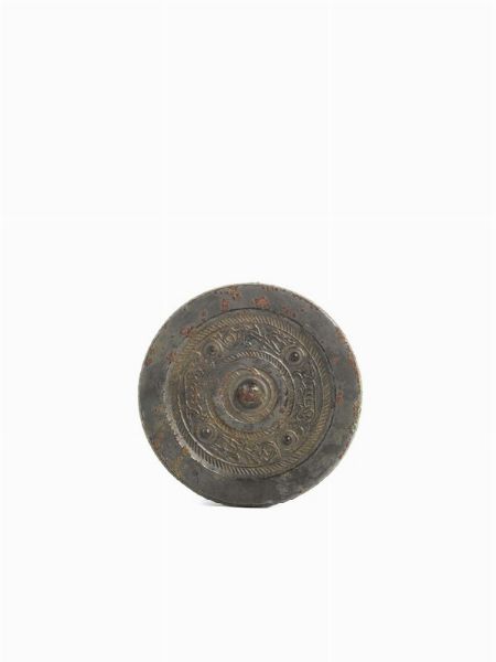 SPECCHIO, CINA, DINASTIA TANG (618-907)  - Asta Arte orientale | 东方艺术   - Associazione Nazionale - Case d'Asta italiane