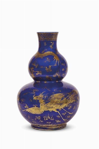 VASO, CINA, DINASTIA QING, SEC. XIX  - Asta Arte orientale | 东方艺术   - Associazione Nazionale - Case d'Asta italiane