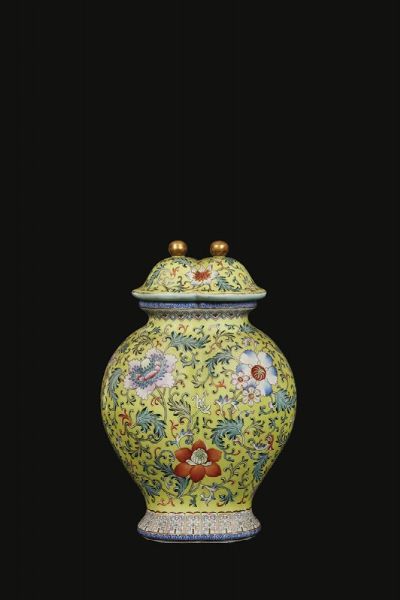 VASO, CINA,   PERIODO REPUBBLICA, 1912-1949  - Asta Arte orientale | 东方艺术   - Associazione Nazionale - Case d'Asta italiane