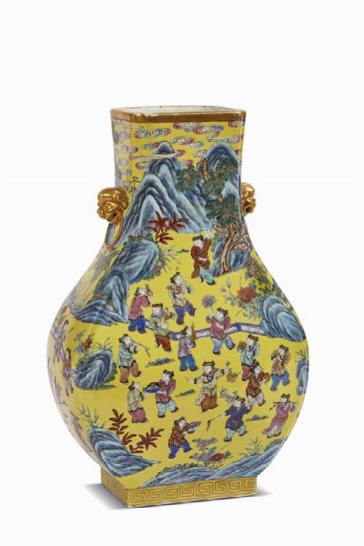 VASO, CINA, DINASTIA QING SEC. XIX PERIODO TONG-ZHI (1862-1875)  - Asta Arte orientale | 东方艺术   - Associazione Nazionale - Case d'Asta italiane