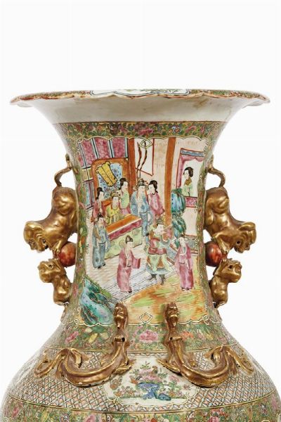 COPPIA DI VASI, CINA,   DINASTIA QING SEC. XIX  - Asta Arte orientale | 东方艺术   - Associazione Nazionale - Case d'Asta italiane