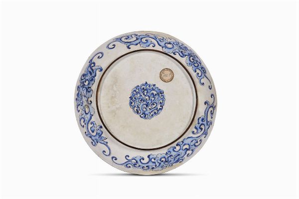PIATTO, CINA, DINASTIA QING, SEC. XVIII  - Asta Arte orientale | 东方艺术   - Associazione Nazionale - Case d'Asta italiane