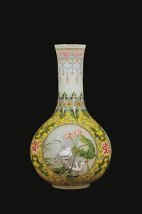 VASO, CINA, TARDA DINASTIA QING SEC. XX  - Asta Arte orientale | 东方艺术   - Associazione Nazionale - Case d'Asta italiane