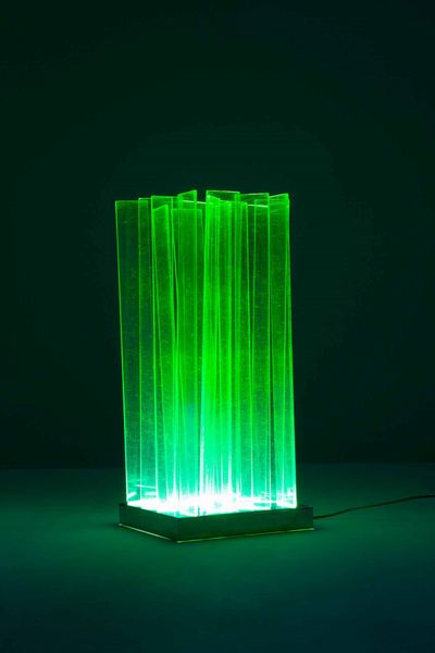 Gianfranco Fini : Lampada da tavolo mod. Spaziale  - Asta Fine Design - Associazione Nazionale - Case d'Asta italiane