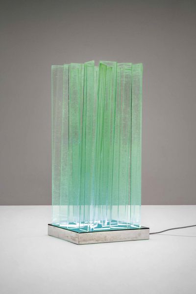 Gianfranco Fini : Lampada da tavolo mod. Spaziale  - Asta Fine Design - Associazione Nazionale - Case d'Asta italiane