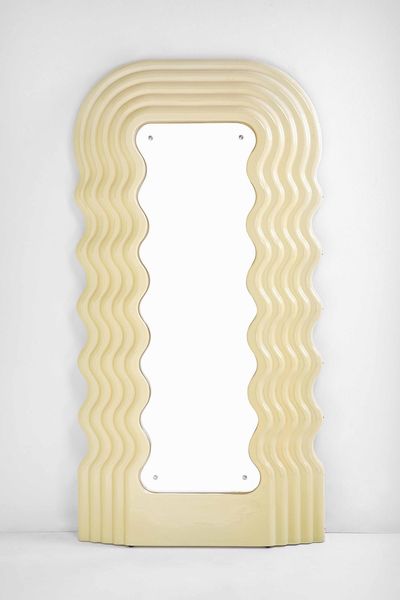 ETTORE SOTTSASS : Specchiera luminosa mod. Ultrafragola  - Asta Fine Design - Associazione Nazionale - Case d'Asta italiane