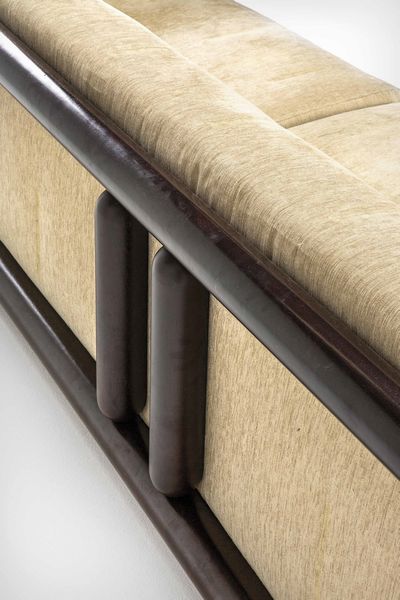 Carlo Scarpa : Divano mod. Cornaro  - Asta Fine Design - Associazione Nazionale - Case d'Asta italiane