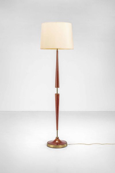 Tomaso Buzzi : Lampada da terra  - Asta Fine Design - Associazione Nazionale - Case d'Asta italiane