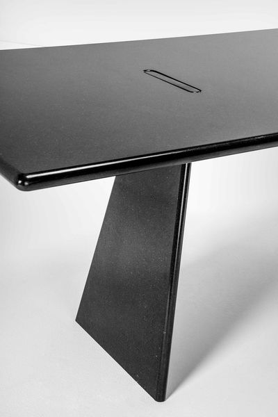 ANGELO MANGIAROTTI : Tavolo della serie Asolo  - Asta Fine Design - Associazione Nazionale - Case d'Asta italiane