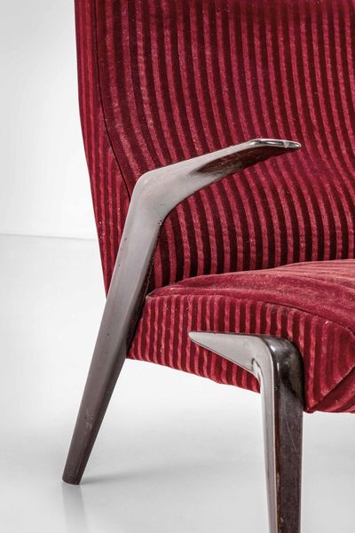 OSVALDO BORSANI : Divano mod. D71  - Asta Fine Design - Associazione Nazionale - Case d'Asta italiane