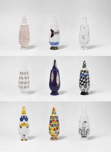 Alessandro Mendini per Alessi : Dieci vasi in ceramica smaltata<BR>  - Asta Fine Design - Associazione Nazionale - Case d'Asta italiane