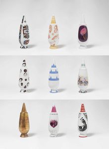 Alessandro Mendini per Alessi : Dieci vasi in ceramica smaltata  - Asta Fine Design - Associazione Nazionale - Case d'Asta italiane