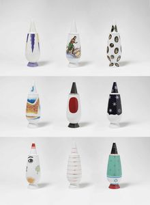 Alessandro Mendini per Alessi : Dieci vasi in ceramica smaltata  - Asta Fine Design - Associazione Nazionale - Case d'Asta italiane