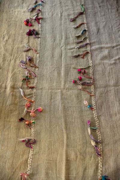 Tessuto Mongolia o Tibet, inizio XX secolo  - Asta ECLECTICA, the home of designer Nicol Castellini Baldissera - Associazione Nazionale - Case d'Asta italiane