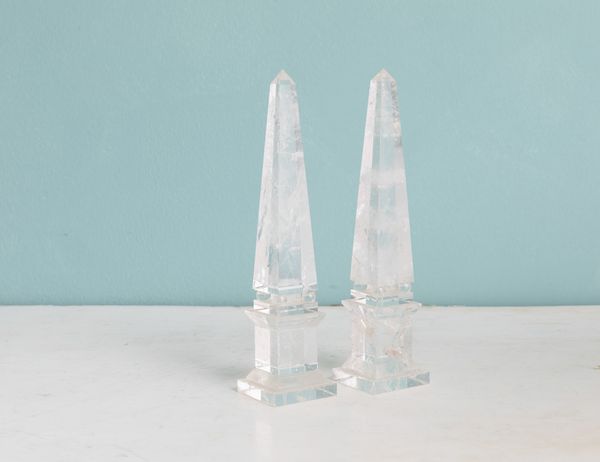 Coppia di obelischi in cristallo di rocca. XX secolo  - Asta ECLECTICA, the home of designer Nicol Castellini Baldissera - Associazione Nazionale - Case d'Asta italiane