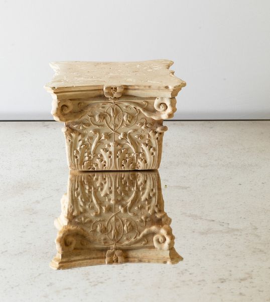 Modello di capitello corinzio in gesso. XX secolo  - Asta ECLECTICA, the home of designer Nicol Castellini Baldissera - Associazione Nazionale - Case d'Asta italiane