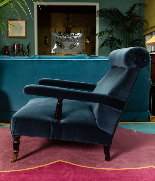 Coppia di poltrone in legno ebanizzato. Inizio XX secolo  - Asta ECLECTICA, the home of designer Nicol Castellini Baldissera - Associazione Nazionale - Case d'Asta italiane