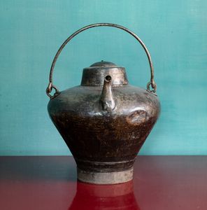 Versatoio in rame, XX secolo  - Asta ECLECTICA, the home of designer Nicol� Castellini Baldissera - Associazione Nazionale - Case d'Asta italiane