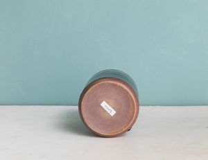 Takatori. Vaso in porcellana Tenmoku smaltata. Giappone, XX secolo  - Asta ECLECTICA, the home of designer Nicol� Castellini Baldissera - Associazione Nazionale - Case d'Asta italiane