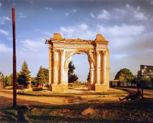 Simon Norfolk : King Amanullah's 1919 Victory Arch at Paghman, 2002  - Asta ECLECTICA, the home of designer Nicol Castellini Baldissera - Associazione Nazionale - Case d'Asta italiane