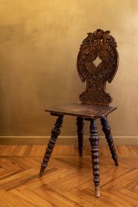 Coppia di sedie in legno intagliato. XX secolo  - Asta ECLECTICA, the home of designer Nicol Castellini Baldissera - Associazione Nazionale - Case d'Asta italiane