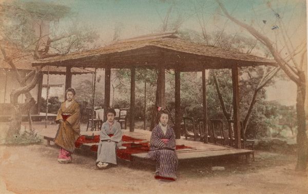 ,Scuola di Yokoama : Senza titolo (Giappone)  - Asta Fotografia: Under 1K - Associazione Nazionale - Case d'Asta italiane