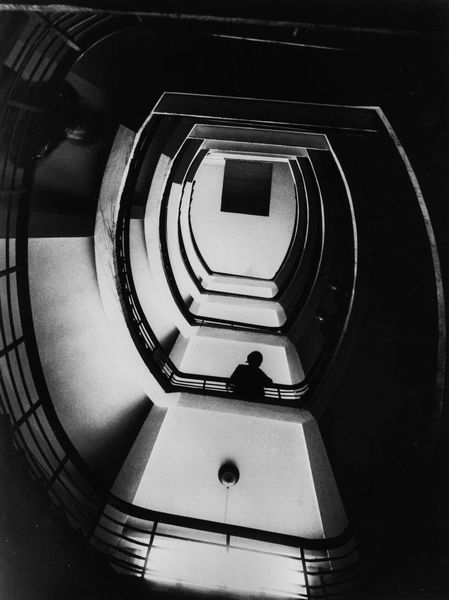 ,Arcadij Samojlovic Shaykhet : New Flats on Usachevskii Street, Moscow  - Asta Fotografia: Under 1K - Associazione Nazionale - Case d'Asta italiane