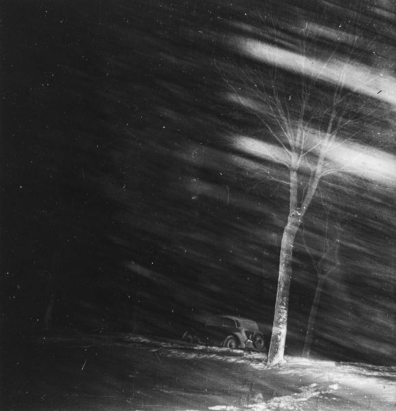 ,Antoni Stankowski : Auto im wehenden  - Asta Fotografia: Under 1K - Associazione Nazionale - Case d'Asta italiane