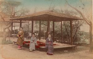 ,Scuola di Yokoama : Senza titolo (Giappone)  - Asta Fotografia: Under 1K - Associazione Nazionale - Case d'Asta italiane