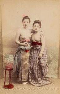 ,Scuola di Yokoama : Senza titolo (Giappone)  - Asta Fotografia: Under 1K - Associazione Nazionale - Case d'Asta italiane