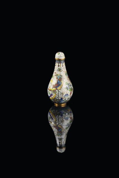 SNUFF BOTTLE : Snuff bottle in Cloisonn  Cina  XX secolo. h cm 7 5  - Asta Arte Orientale - Associazione Nazionale - Case d'Asta italiane