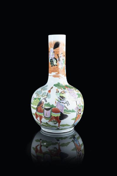 VASO IN PORCELLANA : Vaso in porcellana dipinto con cavallo e militari  Cina  Repubblica  XX secolo. h cm 41x24  - Asta Arte Orientale - Associazione Nazionale - Case d'Asta italiane