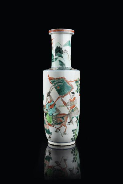 VASO IN PORCELLANA : Vaso in porcellana Famiglia Verde dipinto con scene di battaglia  Cina  XX secolo.  h cm 39x8 5  - Asta Arte Orientale - Associazione Nazionale - Case d'Asta italiane