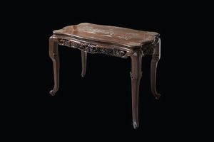 TAVOLO - Tavolo in legno con intarsi in madreperla  Vietnam  prima met del XX secolo. h cm 74 5x97x55