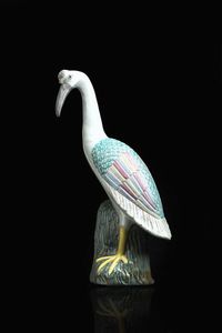 CRANE IN PORCELLANA - Crame in porcellana policroma  Cina  Compagnia delle Indie orientali  XIX secolo. h cm 41x23