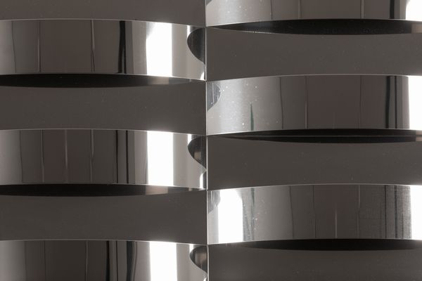 GETULIO ALVIANI : Rilievo speculare a elementi curvi  - Asta Arte Moderna e Contemporanea - Associazione Nazionale - Case d'Asta italiane