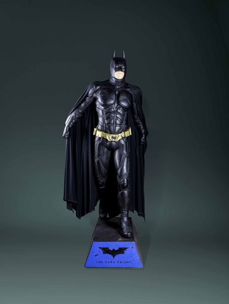 DC Comics : Statua originale di Batman  - Asta POP Culture and Comics - Associazione Nazionale - Case d'Asta italiane