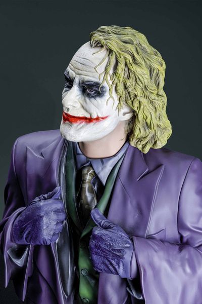 DC Comics : Statua originale Joker  - Asta POP Culture and Comics - Associazione Nazionale - Case d'Asta italiane