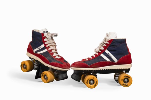 Pattini a rotelle  - Asta POP Culture and Comics - Associazione Nazionale - Case d'Asta italiane