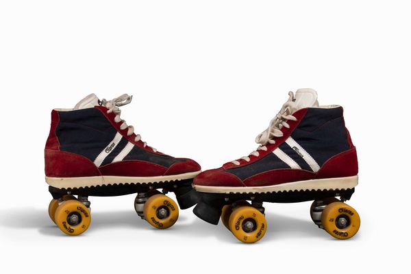 Pattini a rotelle  - Asta POP Culture and Comics - Associazione Nazionale - Case d'Asta italiane