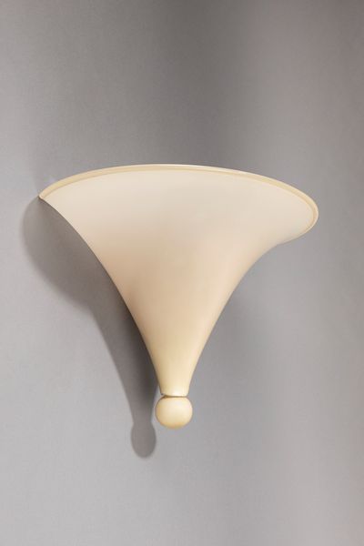 ,Napoleone Martinuzzi : Grande lampada da parete  - Asta Design e Arti Decorative - Associazione Nazionale - Case d'Asta italiane