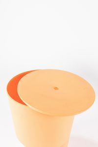 ,Philippe Starck : Bubu  - Asta Design e Arti Decorative - Associazione Nazionale - Case d'Asta italiane