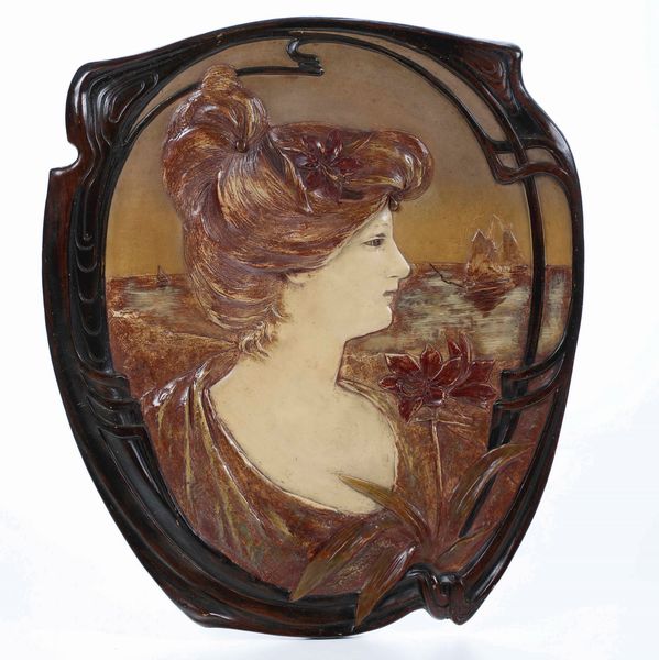 Due placche in ceramica differenti. Francia XX secolo  - Asta Antiquariato Giugno - Associazione Nazionale - Case d'Asta italiane