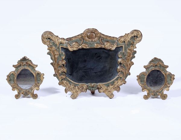 Lotto di cartaglorie in legno intagliato, laccato e dorato, XVIII-XIX secolo  - Asta Antiquariato Giugno - Associazione Nazionale - Case d'Asta italiane