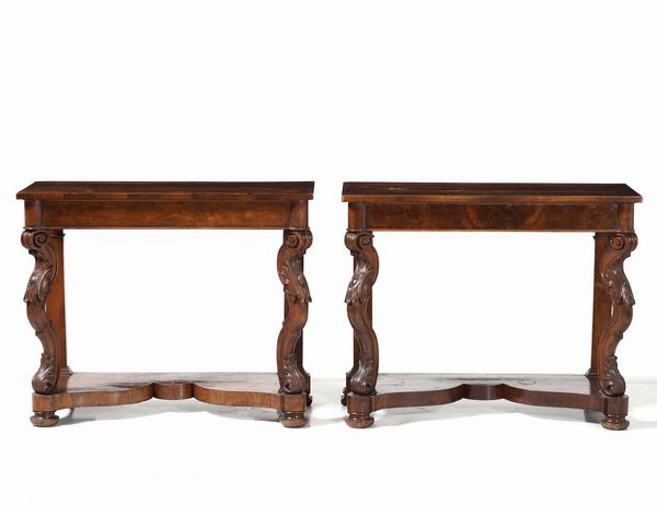 Coppia di consolles Luigi Filippo, XIX secolo  - Asta Antiquariato Giugno - Associazione Nazionale - Case d'Asta italiane