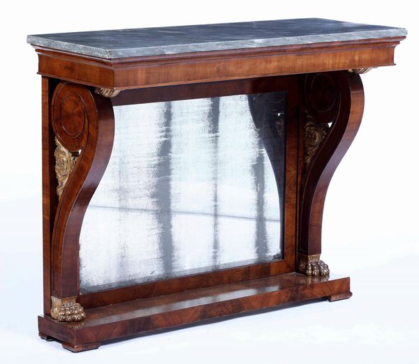 Tavolo da muro lastronato in mogano, piano in marmo. Napoli, primo terzo del XIX secolo  - Asta Antiquariato Giugno - Associazione Nazionale - Case d'Asta italiane