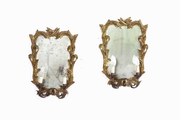 Coppia di ventoline in legno intagliato. XIX-XX secolo  - Asta Antiquariato Giugno - Associazione Nazionale - Case d'Asta italiane