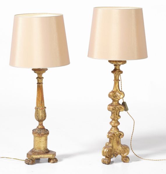 Due torcere diverse in legno dorato  - Asta Antiquariato Giugno - Associazione Nazionale - Case d'Asta italiane