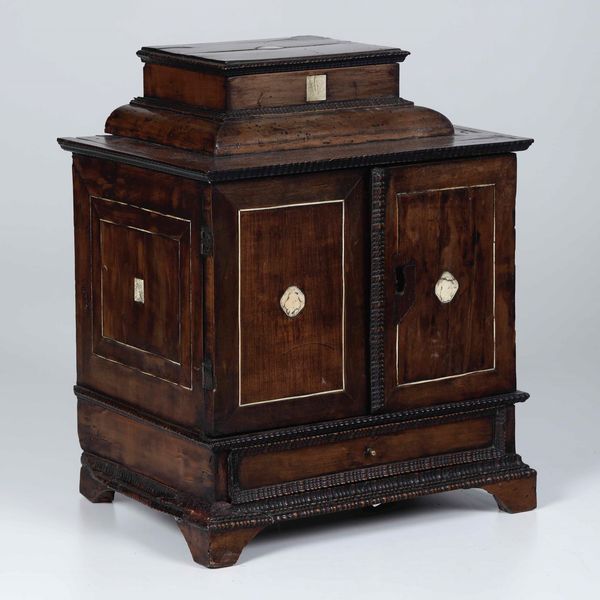 Stipo monetiere, XVIII-XIX secolo  - Asta Antiquariato Giugno - Associazione Nazionale - Case d'Asta italiane